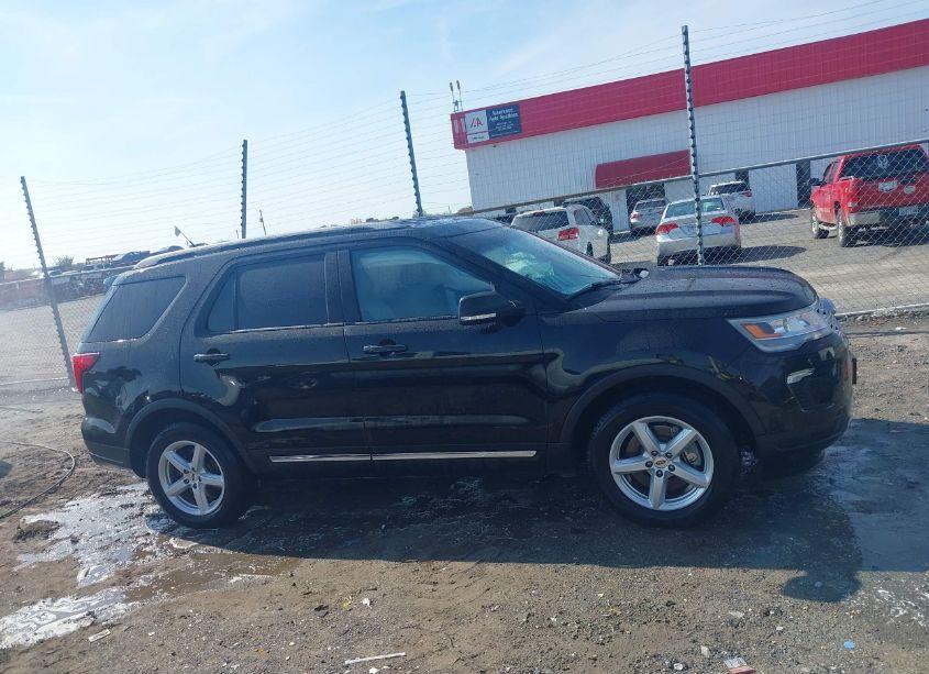 Photo 13 of 2019 Ford Explorer XLT (VIN 1FM5K7D8XKGA36955)