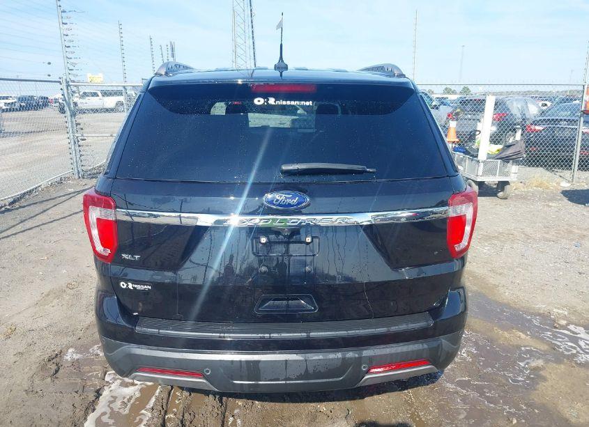 Photo 16 of 2019 Ford Explorer XLT (VIN 1FM5K7D8XKGA36955)