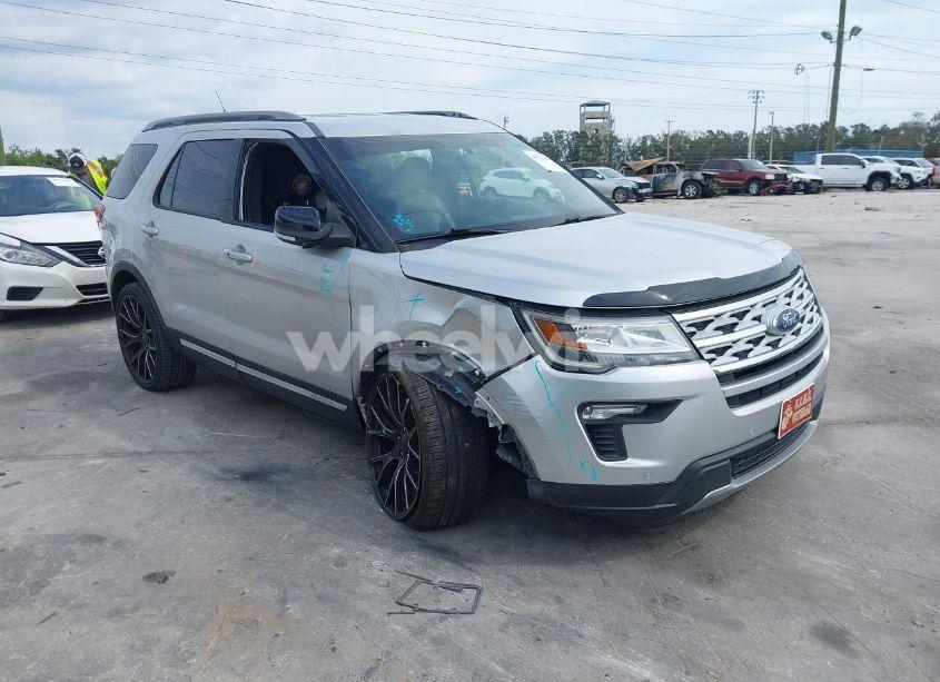 2019 Ford Explorer XLT (VIN 1FM5K7D8XKGA46028) main photo