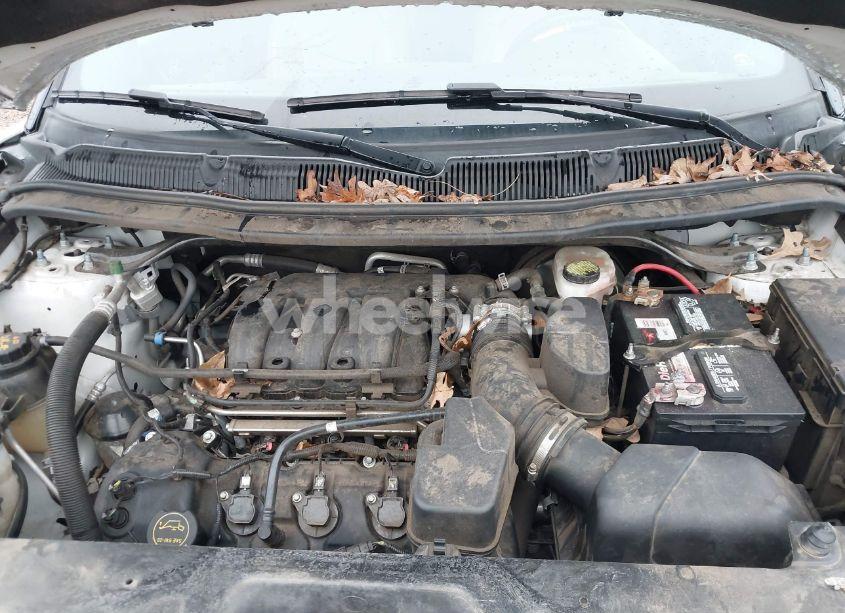 Photo 10 of 2019 Ford Explorer XLT (VIN 1FM5K7D8XKGA94936)