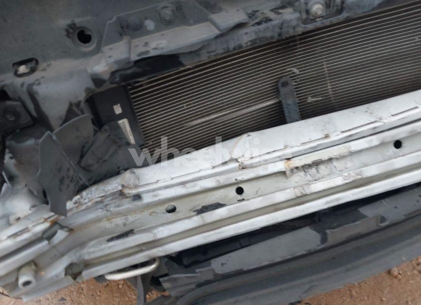 Photo 18 of 2019 Ford Explorer XLT (VIN 1FM5K7D8XKGA94936)