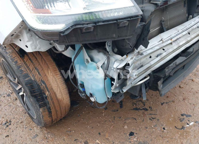 Photo 20 of 2019 Ford Explorer XLT (VIN 1FM5K7D8XKGA94936)