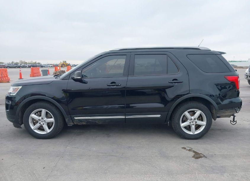 Photo 14 of 2019 Ford Explorer XLT (VIN 1FM5K7D8XKGB38532)