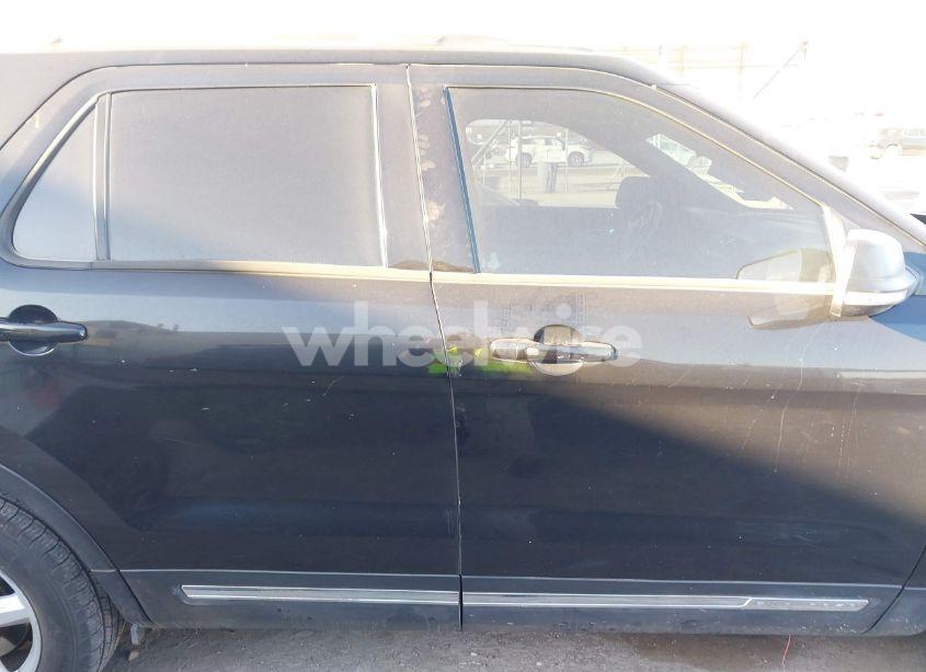 Photo 13 of 2019 Ford Explorer XLT (VIN 1FM5K7D8XKGB48185)