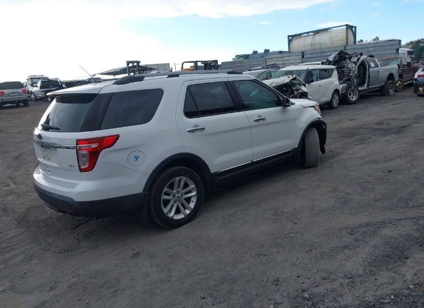 Photo 4 of 2014 Ford Explorer XLT (VIN 1FM5K7D92EGA55741)