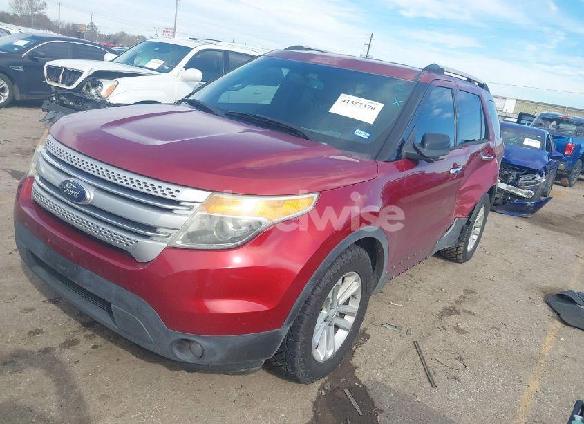 Photo 2 of 2013 Ford Explorer XLT (VIN 1FM5K7D94DGB26369)