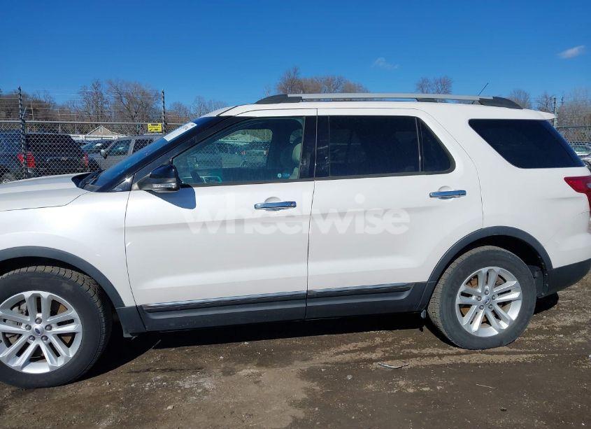 Photo 14 of 2014 Ford Explorer XLT (VIN 1FM5K7D94EGA27505)