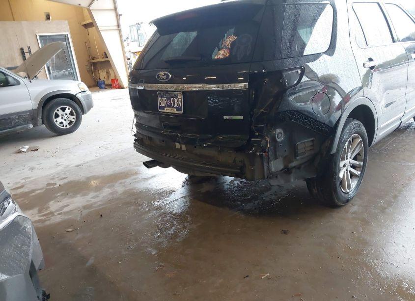 Photo 6 of 2015 Ford Explorer XLT (VIN 1FM5K7D95FGA93823)