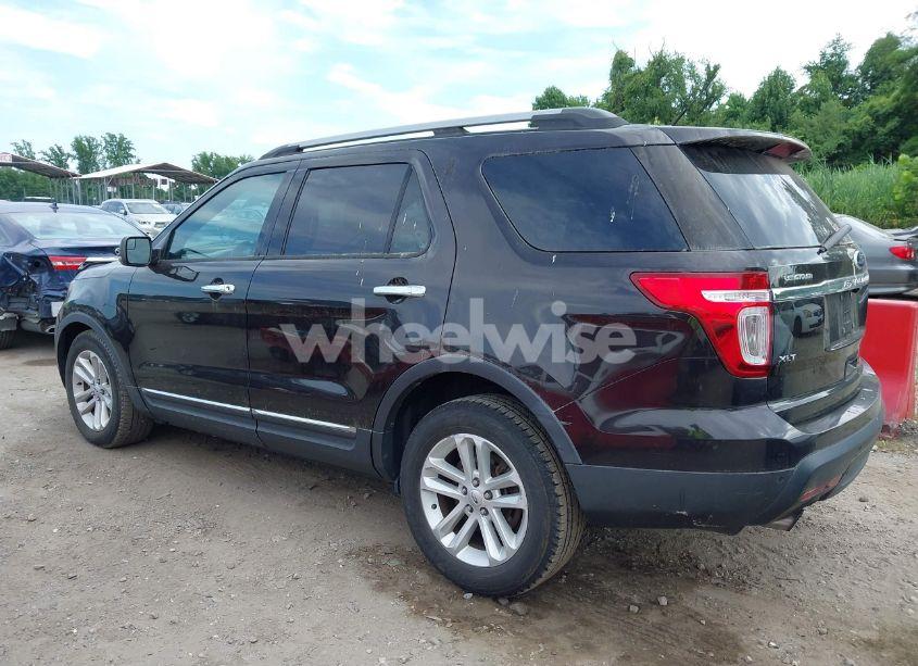 Photo 3 of 2013 Ford Explorer XLT (VIN 1FM5K7D96DGB04194)