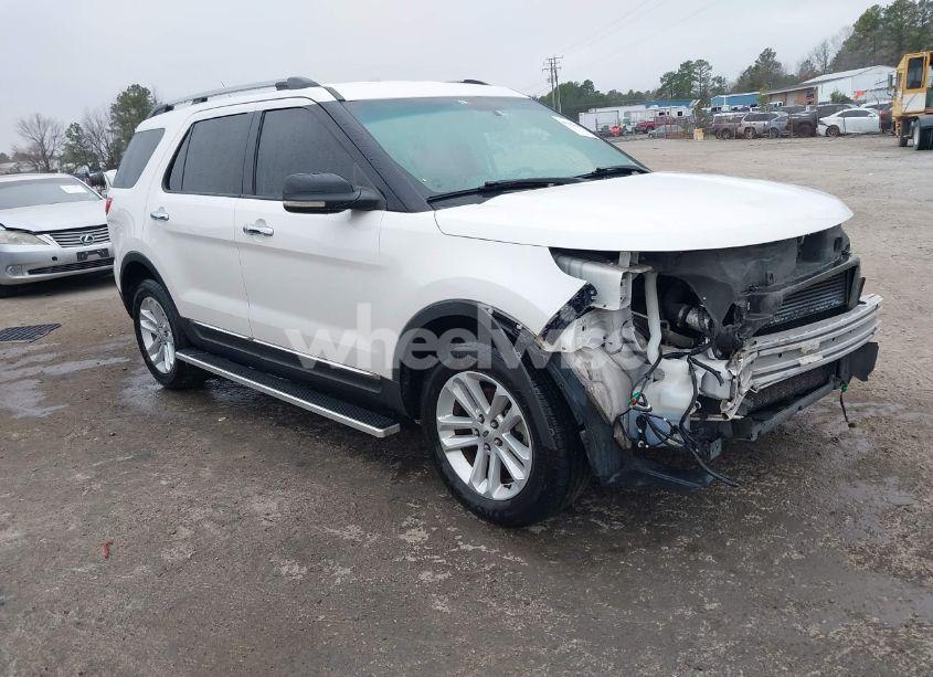 2013 Ford Explorer XLT (VIN 1FM5K7D97DGA65793) main photo