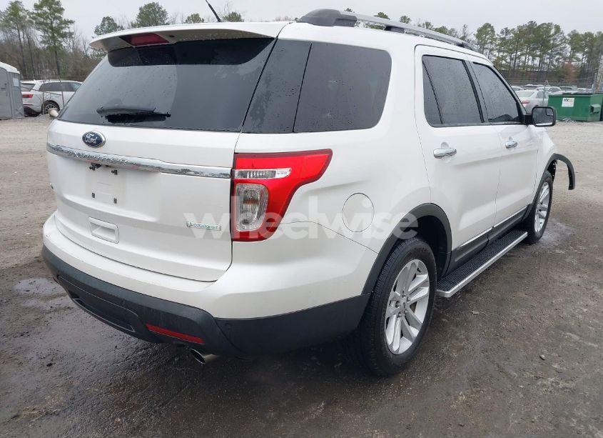 Photo 4 of 2013 Ford Explorer XLT (VIN 1FM5K7D97DGA65793)