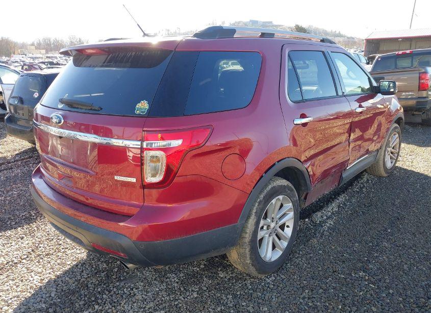 Photo 4 of 2013 Ford Explorer XLT (VIN 1FM5K7D9XDGB50935)