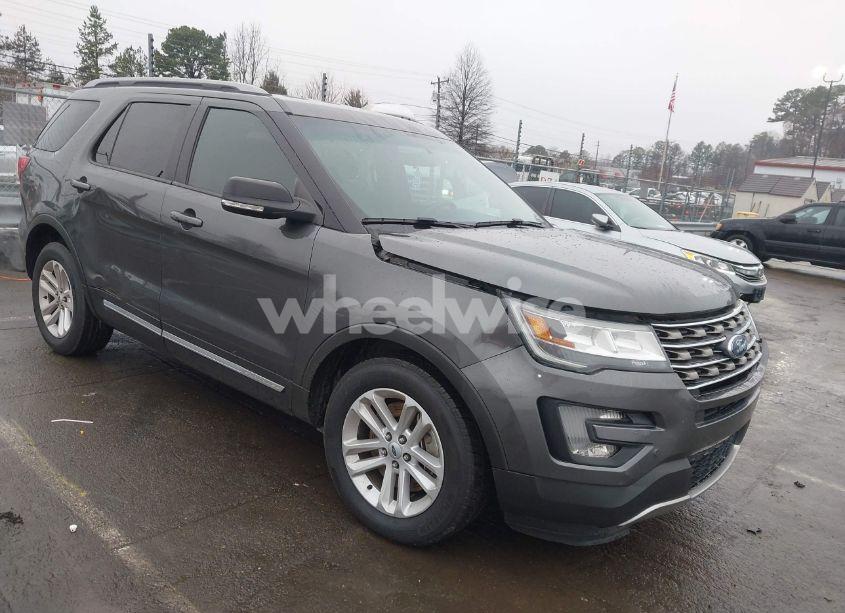 2016 Ford Explorer XLT (VIN 1FM5K7DH0GGC01189) main photo