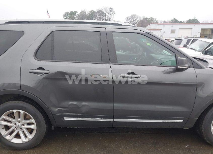 Photo 13 of 2016 Ford Explorer XLT (VIN 1FM5K7DH0GGC01189)