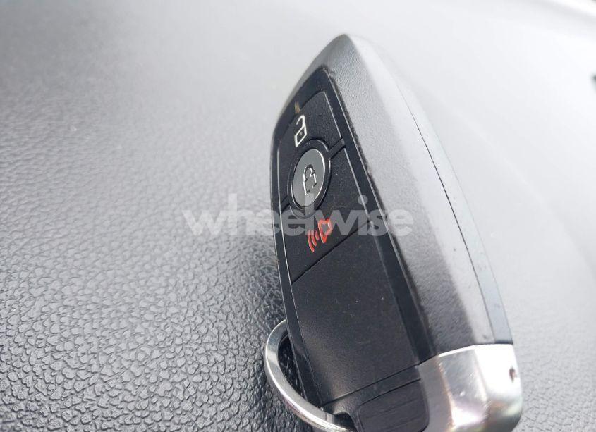 Photo 11 of 2018 Ford Explorer XLT (VIN 1FM5K7DH0JGA40219)