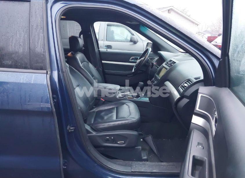 Photo 5 of 2016 Ford Explorer XLT (VIN 1FM5K7DH1GGC70506)