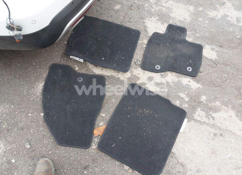 Photo 18 of 2017 Ford Explorer XLT (VIN 1FM5K7DH1HGA32060)