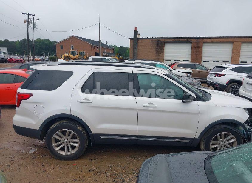 Photo 13 of 2017 Ford Explorer XLT (VIN 1FM5K7DH1HGC83144)