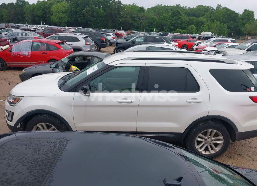 Photo 14 of 2017 Ford Explorer XLT (VIN 1FM5K7DH1HGC83144)