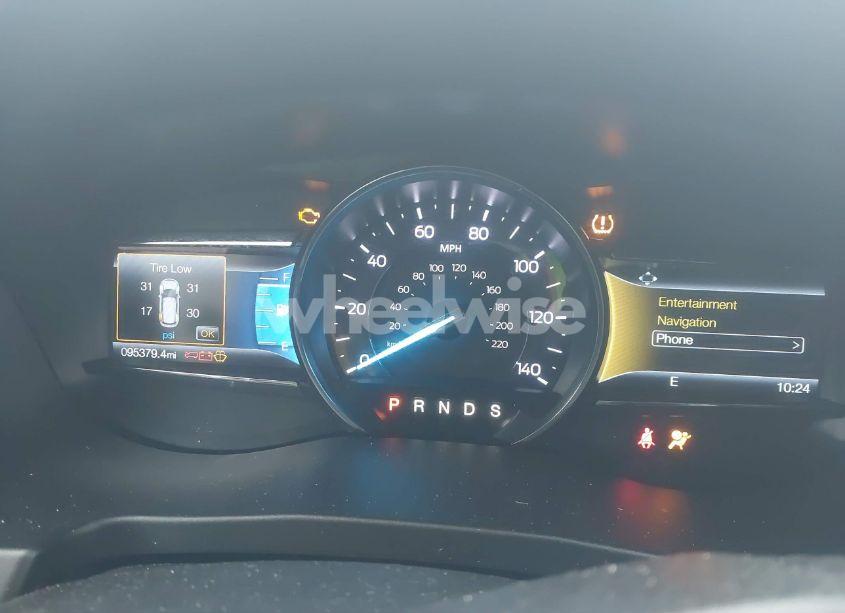 Photo 7 of 2019 Ford Explorer XLT (VIN 1FM5K7DH1KGB01563)