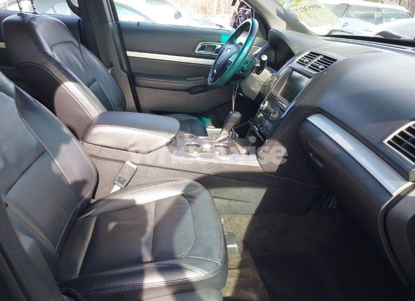 Photo 5 of 2016 Ford Explorer XLT (VIN 1FM5K7DH2GGB70138)