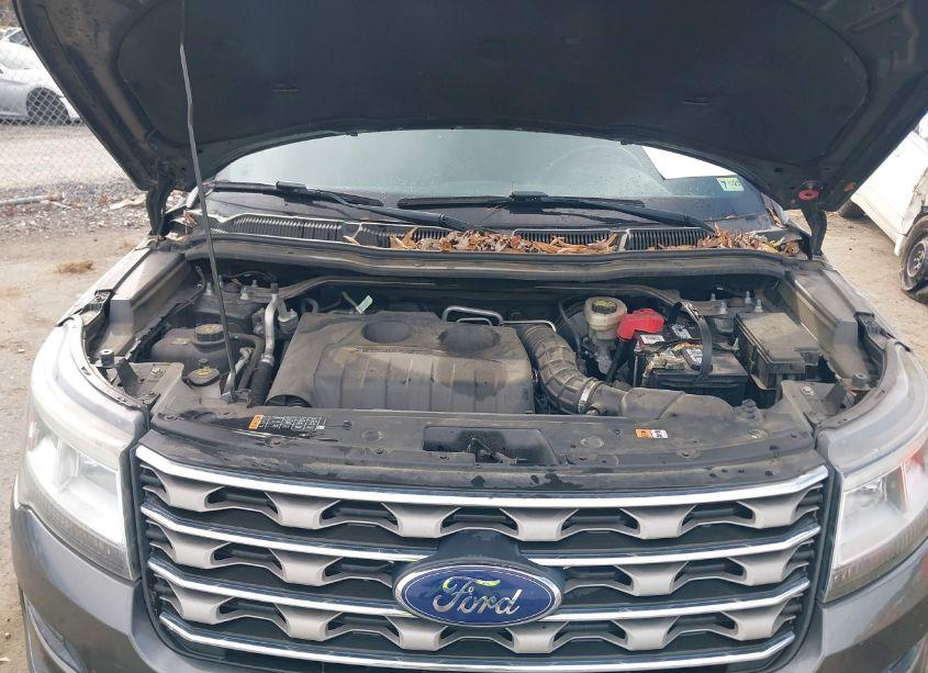 Photo 10 of 2016 Ford Explorer XLT (VIN 1FM5K7DH2GGC81417)