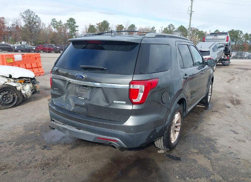 Photo 4 of 2016 Ford Explorer XLT (VIN 1FM5K7DH2GGC81417)