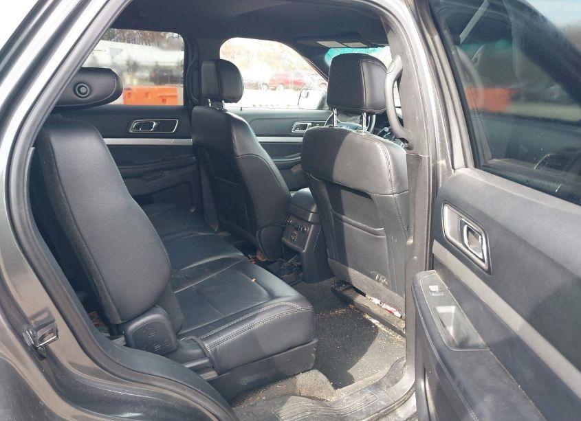 Photo 8 of 2016 Ford Explorer XLT (VIN 1FM5K7DH2GGC81417)