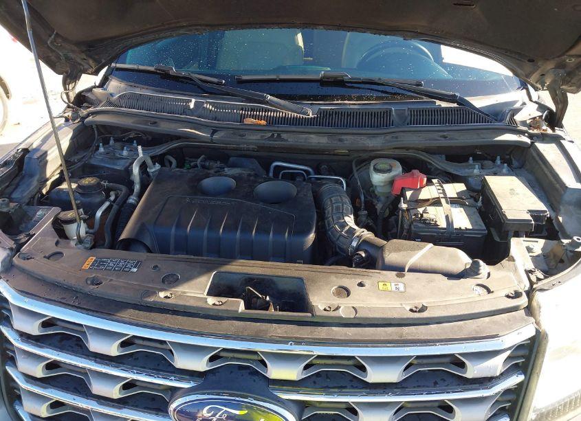 Photo 10 of 2016 Ford Explorer XLT (VIN 1FM5K7DH2GGD27196)