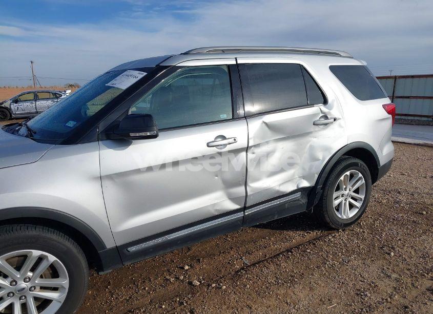 Photo 6 of 2017 Ford Explorer XLT (VIN 1FM5K7DH2HGA69134)