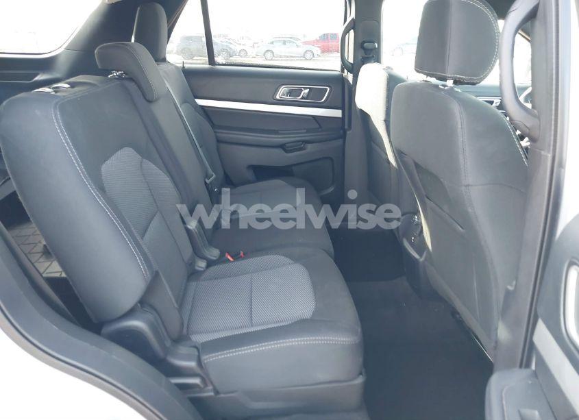 Photo 8 of 2017 Ford Explorer XLT (VIN 1FM5K7DH2HGA69134)