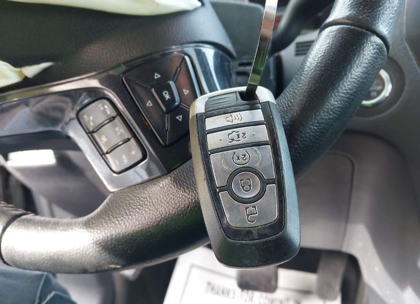 Photo 11 of 2018 Ford Explorer XLT (VIN 1FM5K7DH2JGA87722)