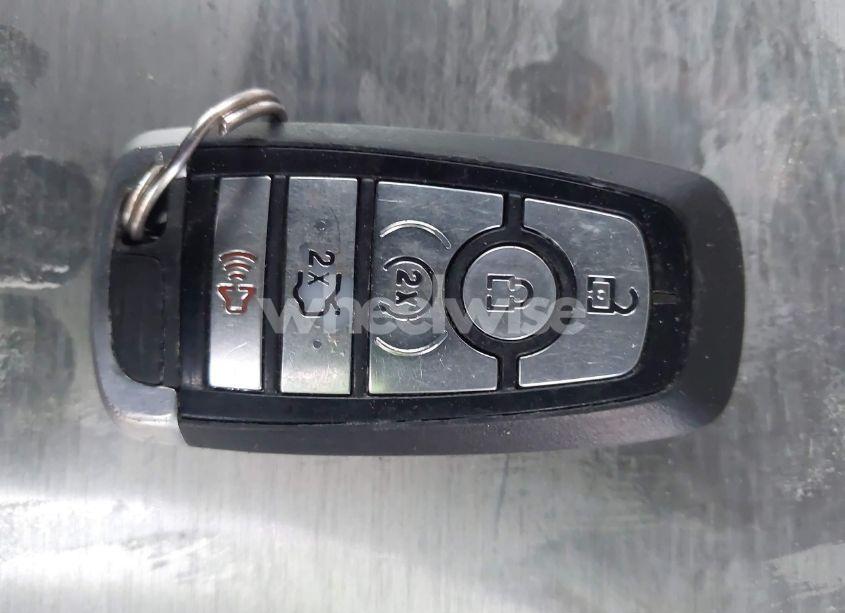 Photo 11 of 2016 Ford Explorer XLT (VIN 1FM5K7DH3GGB27332)