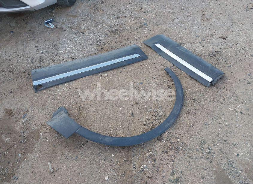 Photo 12 of 2016 Ford Explorer XLT (VIN 1FM5K7DH3GGB27332)