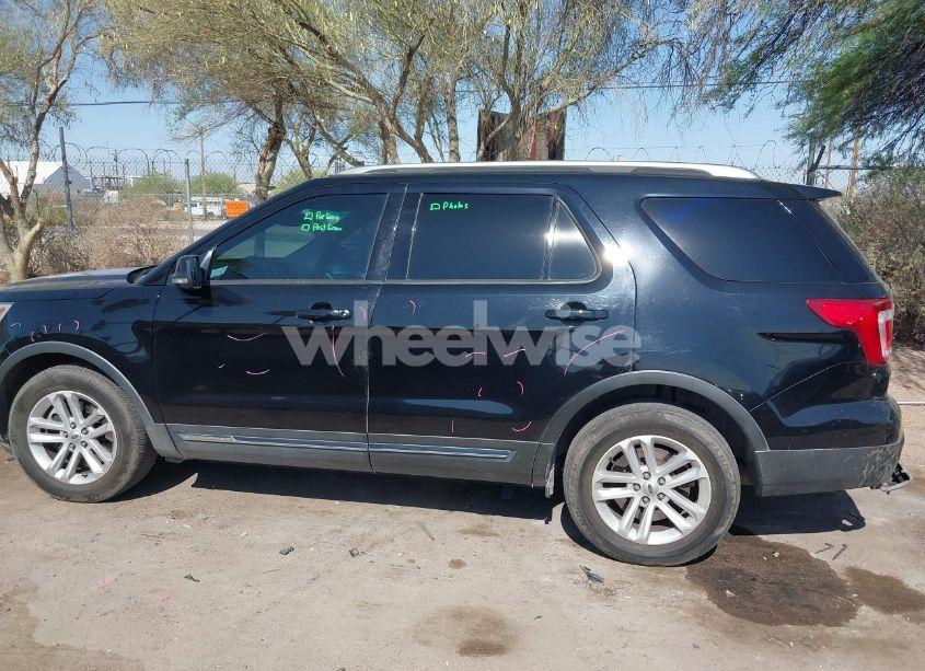 Photo 14 of 2016 Ford Explorer XLT (VIN 1FM5K7DH4GGB42518)
