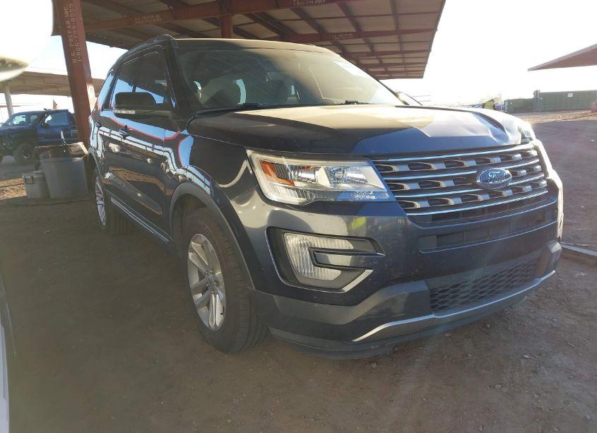 2017 Ford Explorer XLT (VIN 1FM5K7DH4HGC89844) main photo