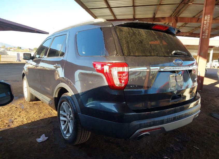 Photo 3 of 2017 Ford Explorer XLT (VIN 1FM5K7DH4HGC89844)