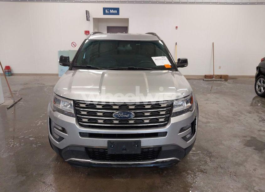 Photo 12 of 2017 Ford Explorer XLT (VIN 1FM5K7DH4HGD03404)