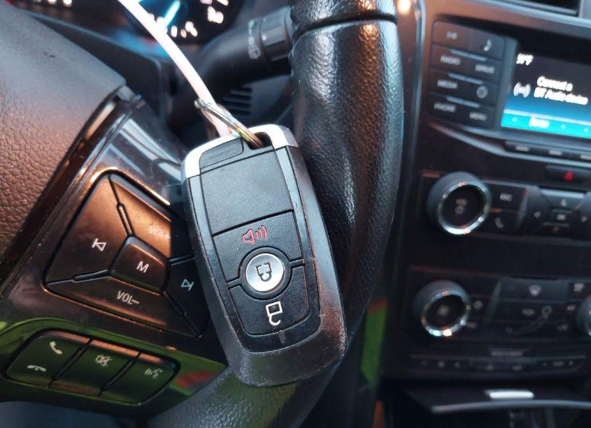 Photo 11 of 2019 Ford Explorer XLT (VIN 1FM5K7DH4KGB51955)