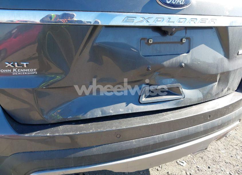 Photo 6 of 2017 Ford Explorer XLT (VIN 1FM5K7DH5HGA83741)