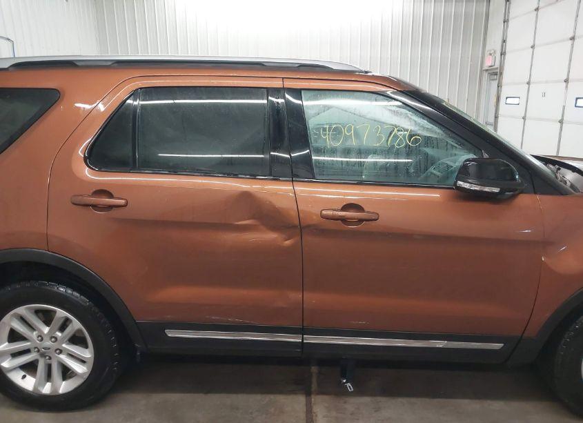 Photo 13 of 2017 Ford Explorer XLT (VIN 1FM5K7DH5HGB20528)