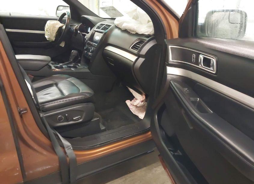 Photo 5 of 2017 Ford Explorer XLT (VIN 1FM5K7DH5HGB20528)