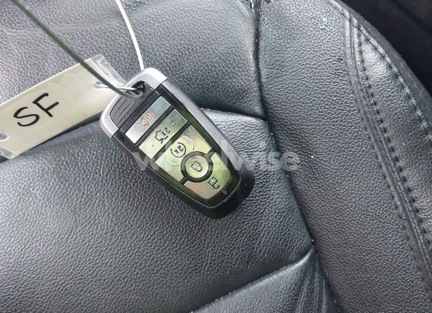 Photo 11 of 2018 Ford Explorer XLT (VIN 1FM5K7DH5JGC51433)