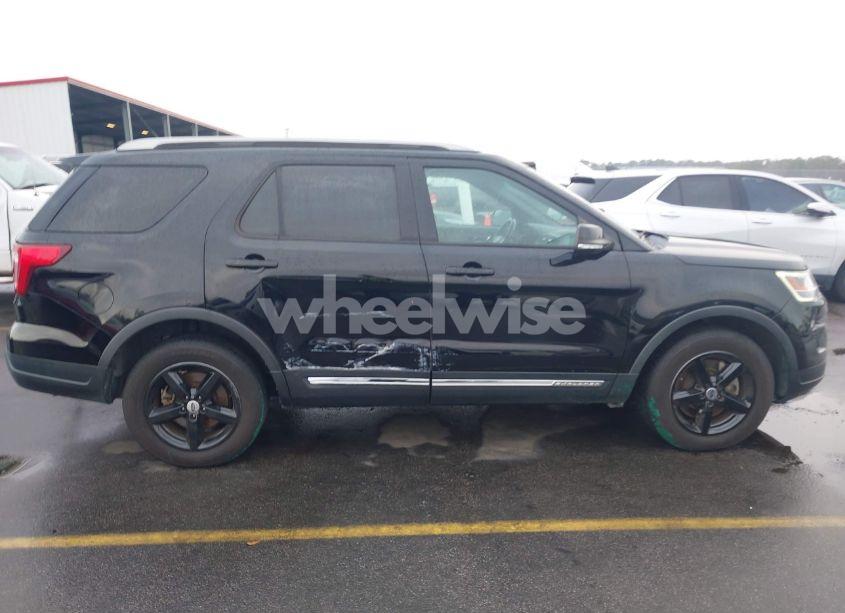 Photo 13 of 2018 Ford Explorer XLT (VIN 1FM5K7DH5JGC51433)