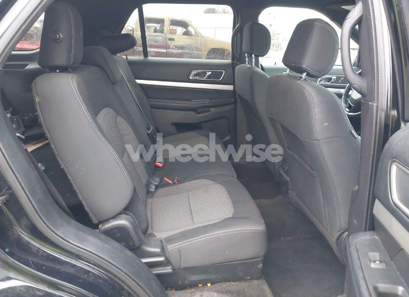 Photo 8 of 2017 Ford Explorer XLT (VIN 1FM5K7DH6HGB66451)