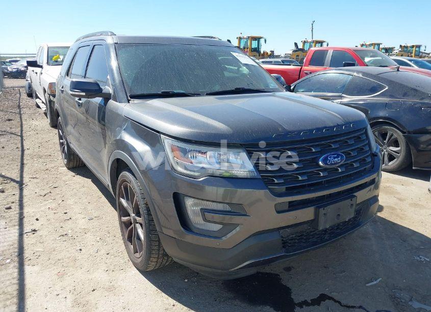 2017 Ford Explorer XLT (VIN 1FM5K7DH6HGC31749) main photo
