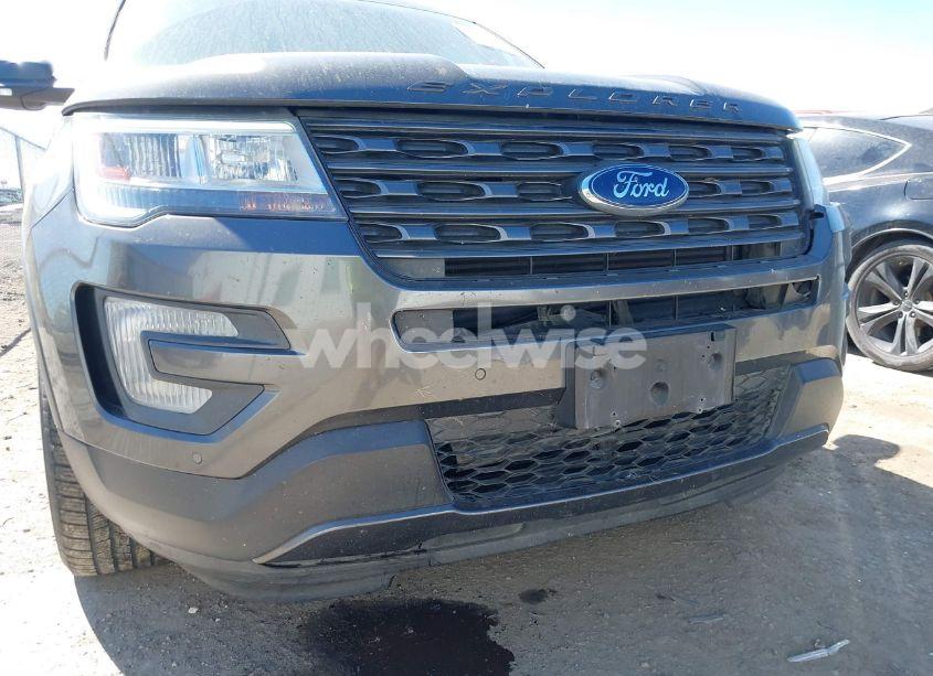 Photo 6 of 2017 Ford Explorer XLT (VIN 1FM5K7DH6HGC31749)