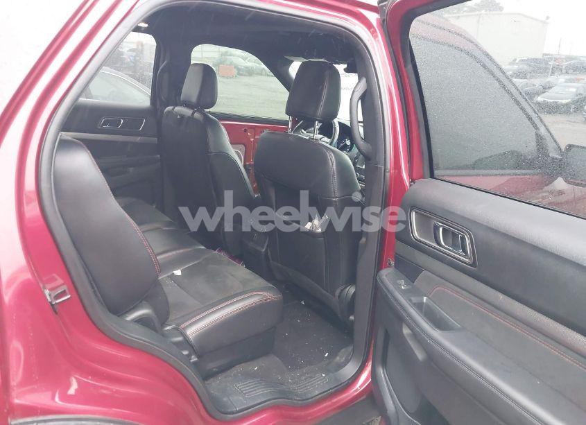 Photo 8 of 2019 Ford Explorer XLT (VIN 1FM5K7DH6KGA57902)