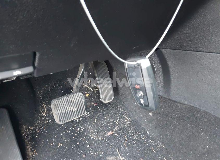 Photo 11 of 2019 Ford Explorer XLT (VIN 1FM5K7DH7KGA18445)