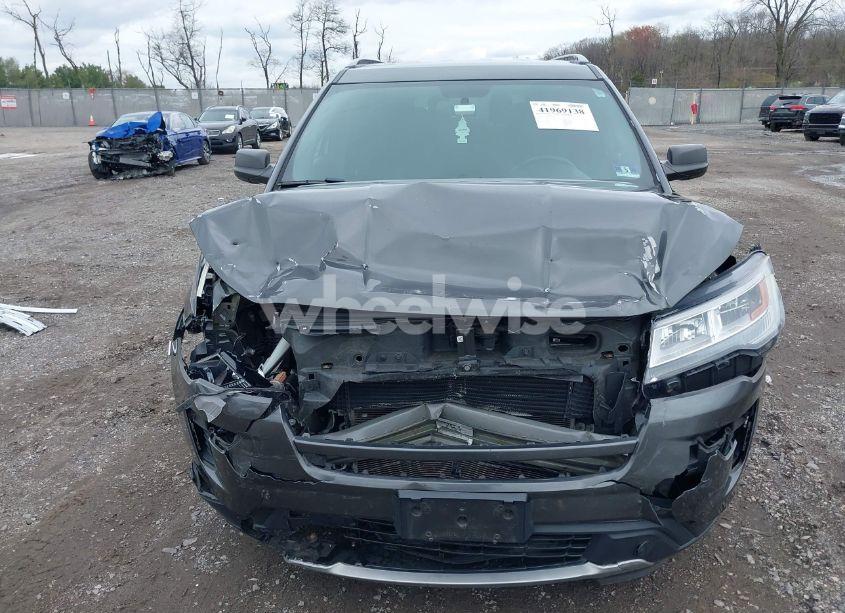 Photo 12 of 2019 Ford Explorer XLT (VIN 1FM5K7DH7KGA18445)